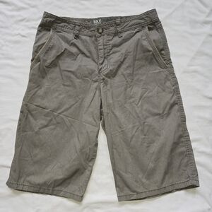 BKE Standard Fit Albert Shorts Gray Waist 30 Mens Casual Chino Shorts